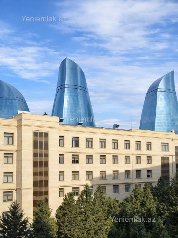 3 otaqlı Bina evi menzil, Səbail rayonu, Bakı