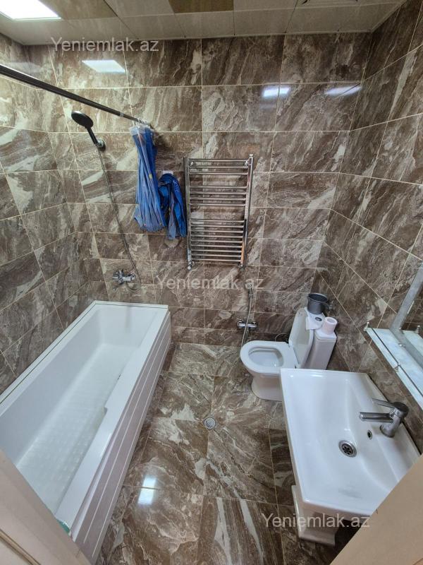 3 otaqlı Bina evi menzil, Səbail rayonu, Bakı