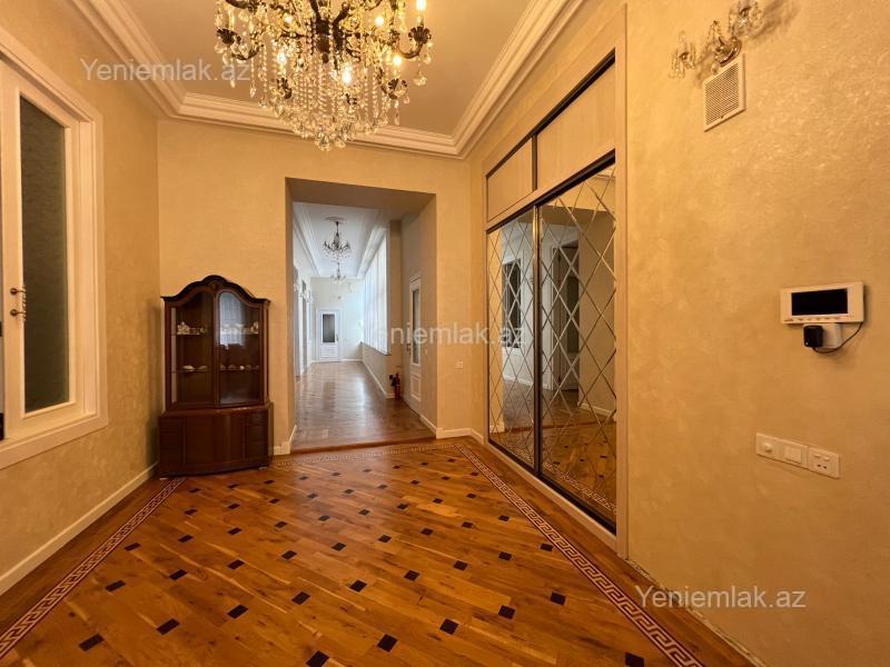 4 otaqlı Bina evi menzil, Səbail rayonu, Bakı