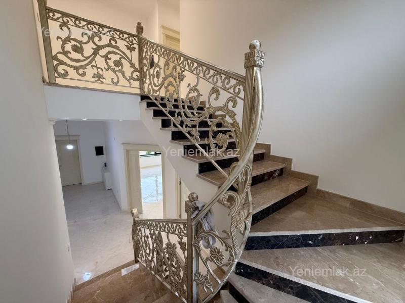 6 otaqlı Həyət evi / Villa, Xətai rayonu, Bakı