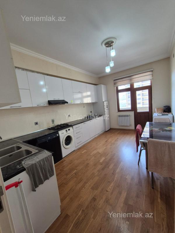 3 otaqlı Bina evi menzil, Səbail rayonu, Bakı