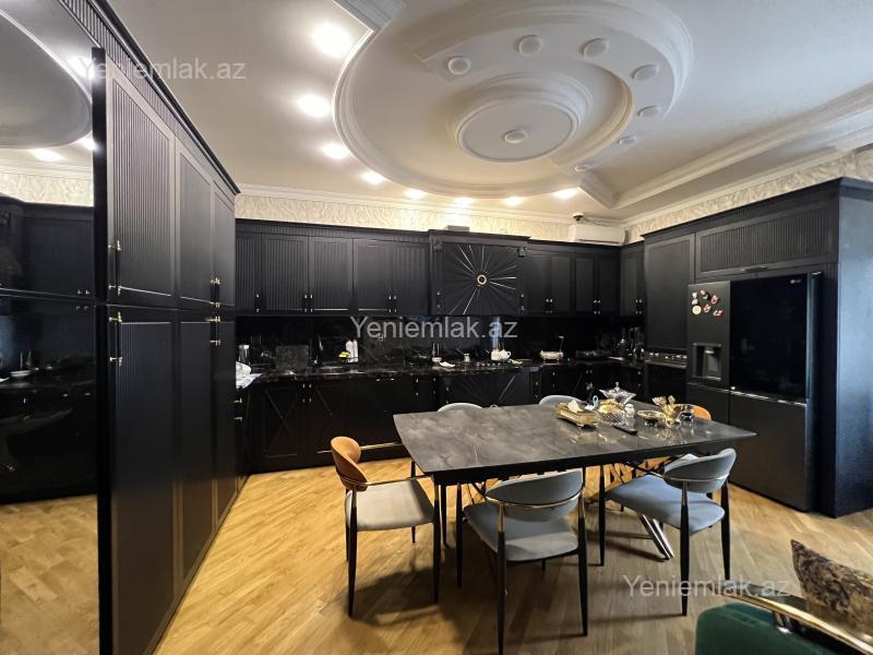 7 otaqlı Həyət evi / Villa, Səbail rayonu, Bakı