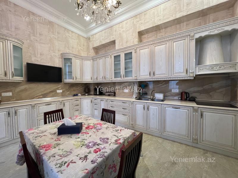 4 otaqlı Bina evi menzil, Səbail rayonu, Bakı