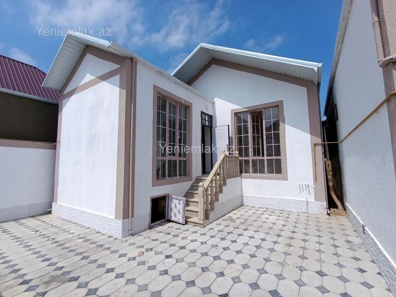 Həyət evi / Villa Satılır Abşeron Məhəmmədli Məmmədli (Məhəmmədi) qəsəbəsində kürsülü, qoşa daşla tikilmiş, tam təmirli