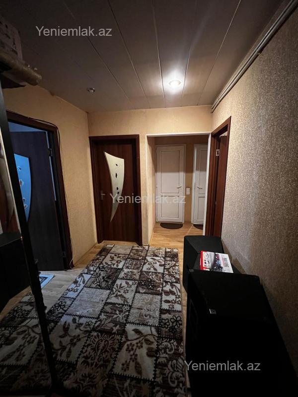 Bina evi menzil Satılır Bakı Sabunçu rayonu Bakıxanov qəs. Bakıxanov qəsəbəsində. 271 Saylı Məktəbin Yaxınlığında.9 Mərt