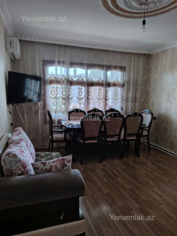 Bina evi menzil Satılır Sumqayıt 12-ci mikrorayon 3 otaq mənzil satılır Sumqayıt 12-ci mikrorayon 9/5 mərtəbə orta blok