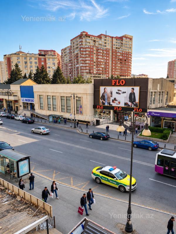 Bina evi menzil Satılır Bakı Nəsimi rayonu 3-cü mikrorayon ❗LC Waikiki və FLO maqazaları ilə üzbəüz❗ TƏCİLİ SATILIR ?