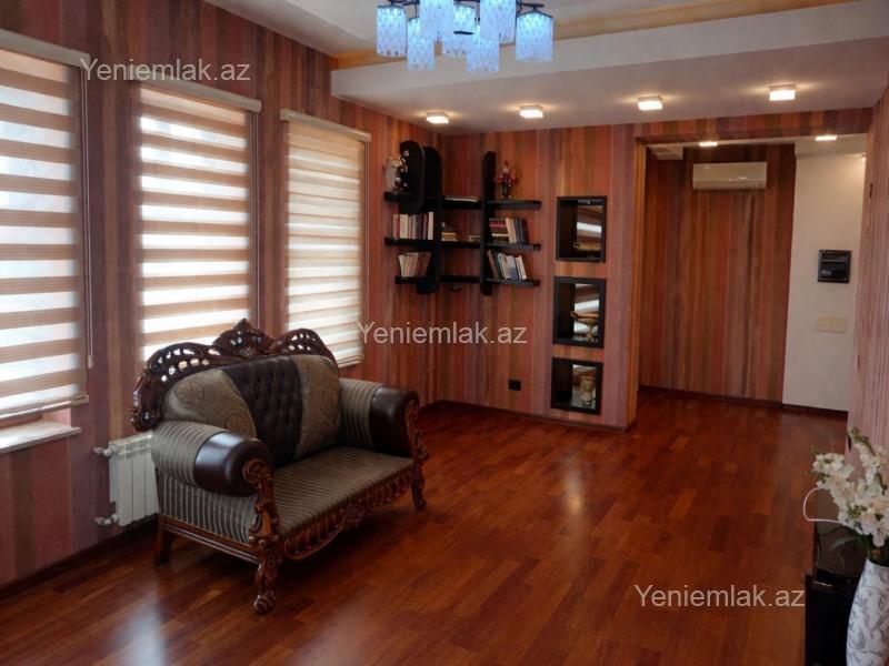 6 otaqlı Həyət evi / Villa, Novxanı, Abşeron