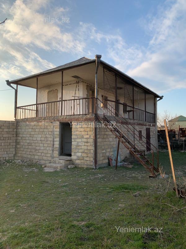Həyət evi / Villa Satılır Sumqayıt Qurd dərəsi Qurd dərəsi bağları 17nömrəli marşurutun 8ci dayanacaq marşurut yolunan