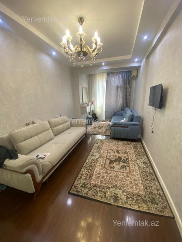 Bina evi menzil Satılır Bakı Yasamal rayonu Yasamal rayon, Main Yaşayış kompleksində 3 otaqlı, 150 kv, 21-in 18--i ə