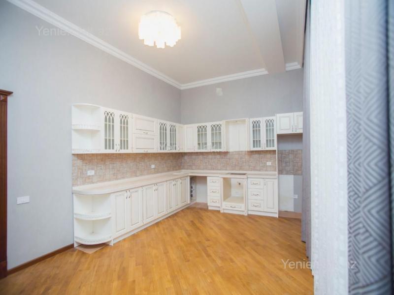 6 otaqlı Həyət evi / Villa, Novxanı, Abşeron