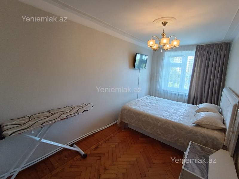 3 otaqlı Bina evi menzil, 1-ci mikrorayon, Sumqayıt