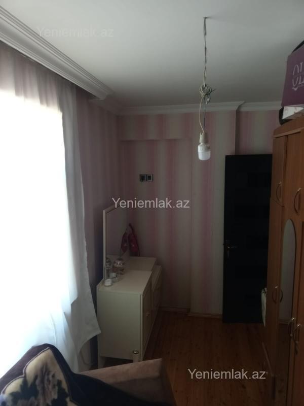 3 otaqlı Bina evi menzil, Qurtuluş 93, Abşeron