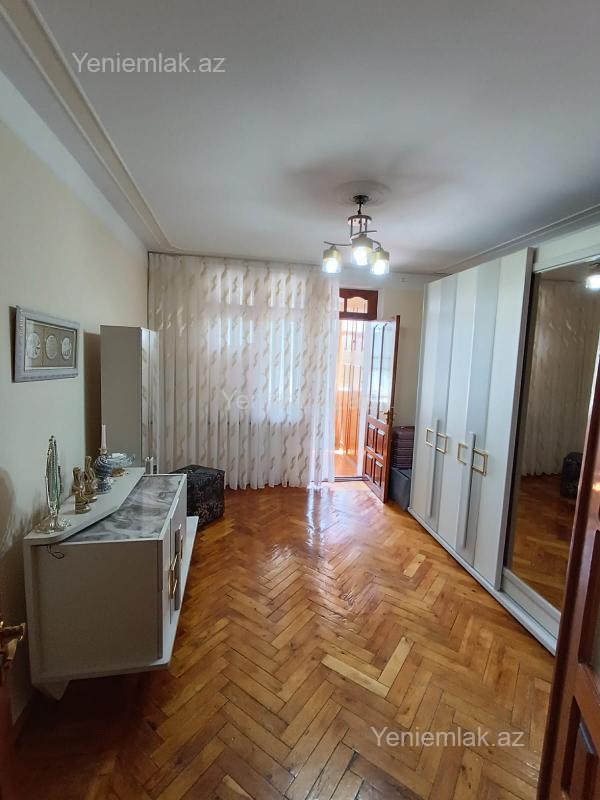 3 otaqlı Bina evi menzil, 1-ci mikrorayon, Sumqayıt