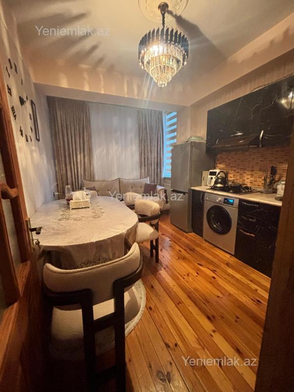 2 otaqlı Bina evi menzil, Qurtuluş 93, Abşeron