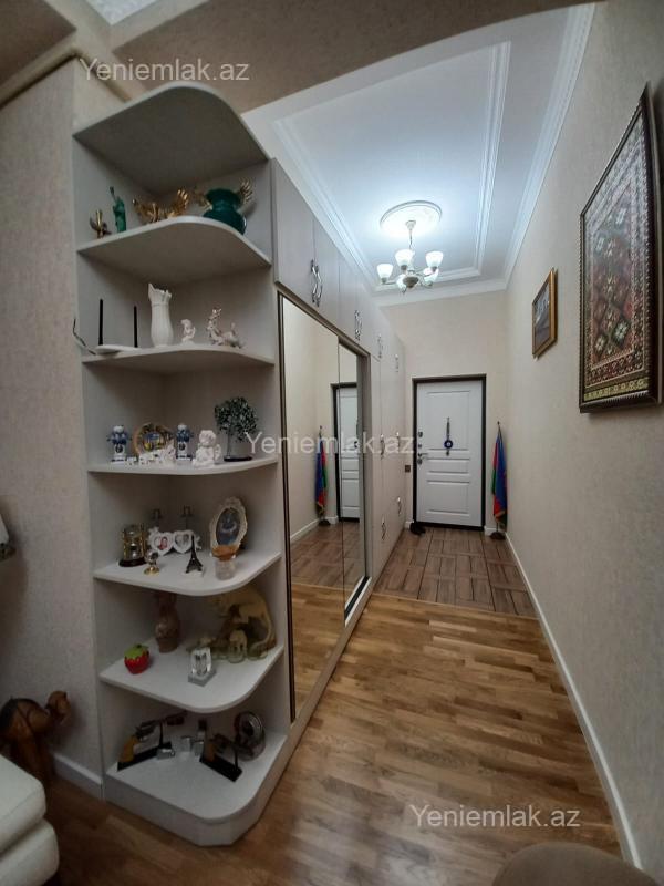 3 otaqlı Bina evi menzil, Sumqayıt Bulvarı, Sumqayıt