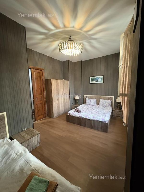 3 otaqlı Bina evi menzil, Səbail rayonu, Bakı