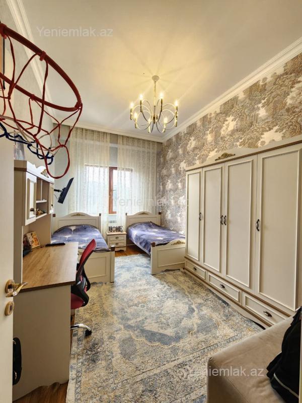 3 otaqlı Bina evi menzil, Sumqayıt Bulvarı, Sumqayıt
