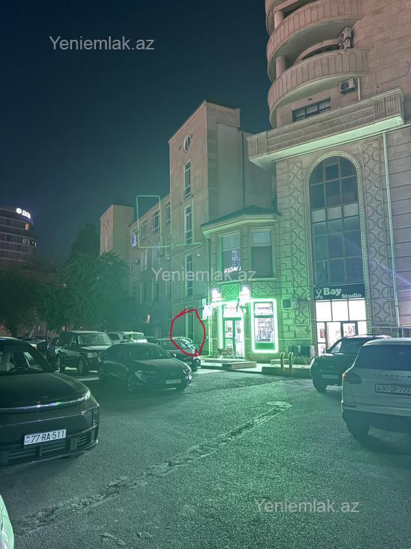 3 otaqlı Bina evi menzil, Səbail rayonu, Bakı