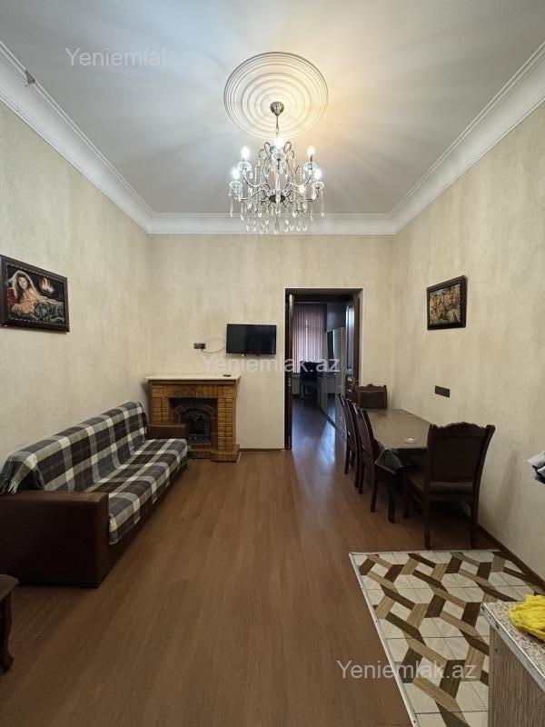 3 otaqlı Bina evi menzil, Səbail rayonu, Bakı