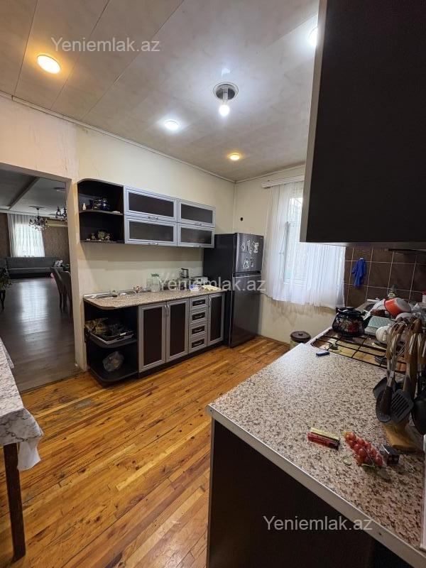 4 otaqlı Həyət evi / Villa, Binəqədi rayonu, Bakı