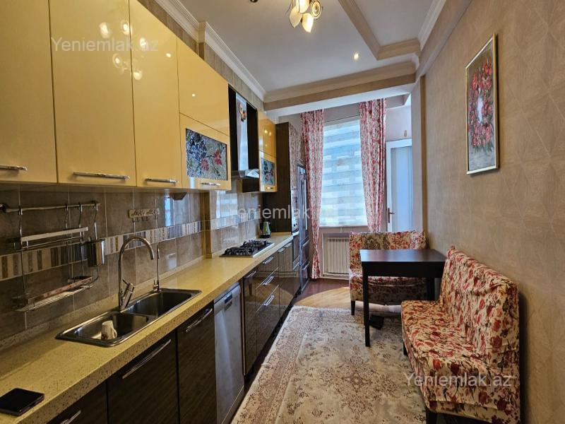 4 otaqlı Bina evi menzil, Yasamal rayonu, Bakı